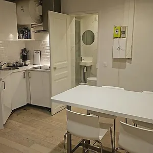appartement-central-7-eme-arrondissement.fr-paris.fr/