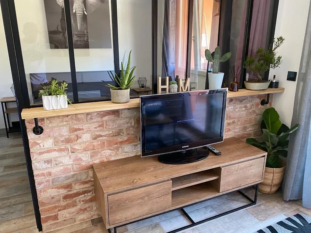 Appartement Vue Mer Avec Place De Parking Privee Sainte-Maxime Apartment